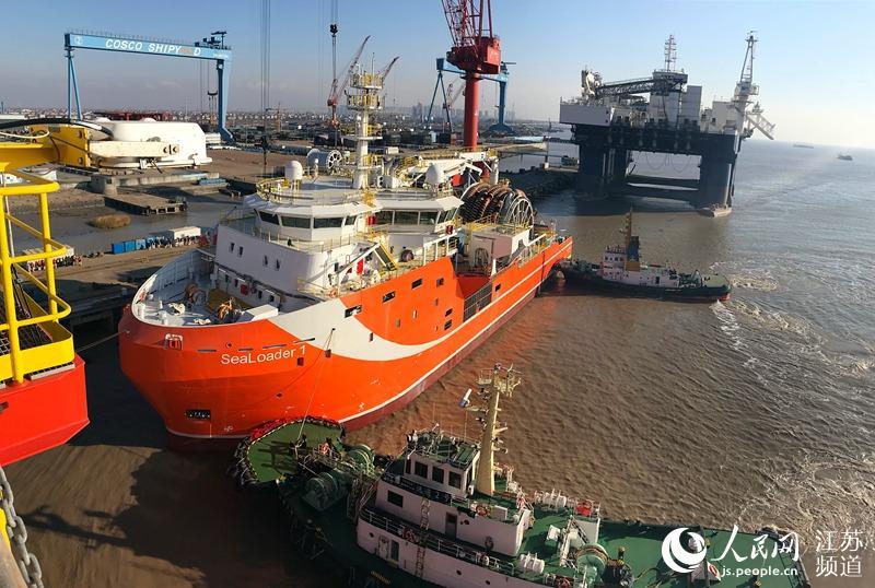 深海原油转驳船江苏启东试航 填补国际空白