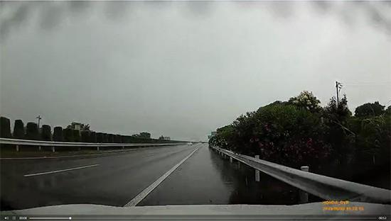 雅阁雨天高速行驶频现“失速” 广汽本田车主再维权